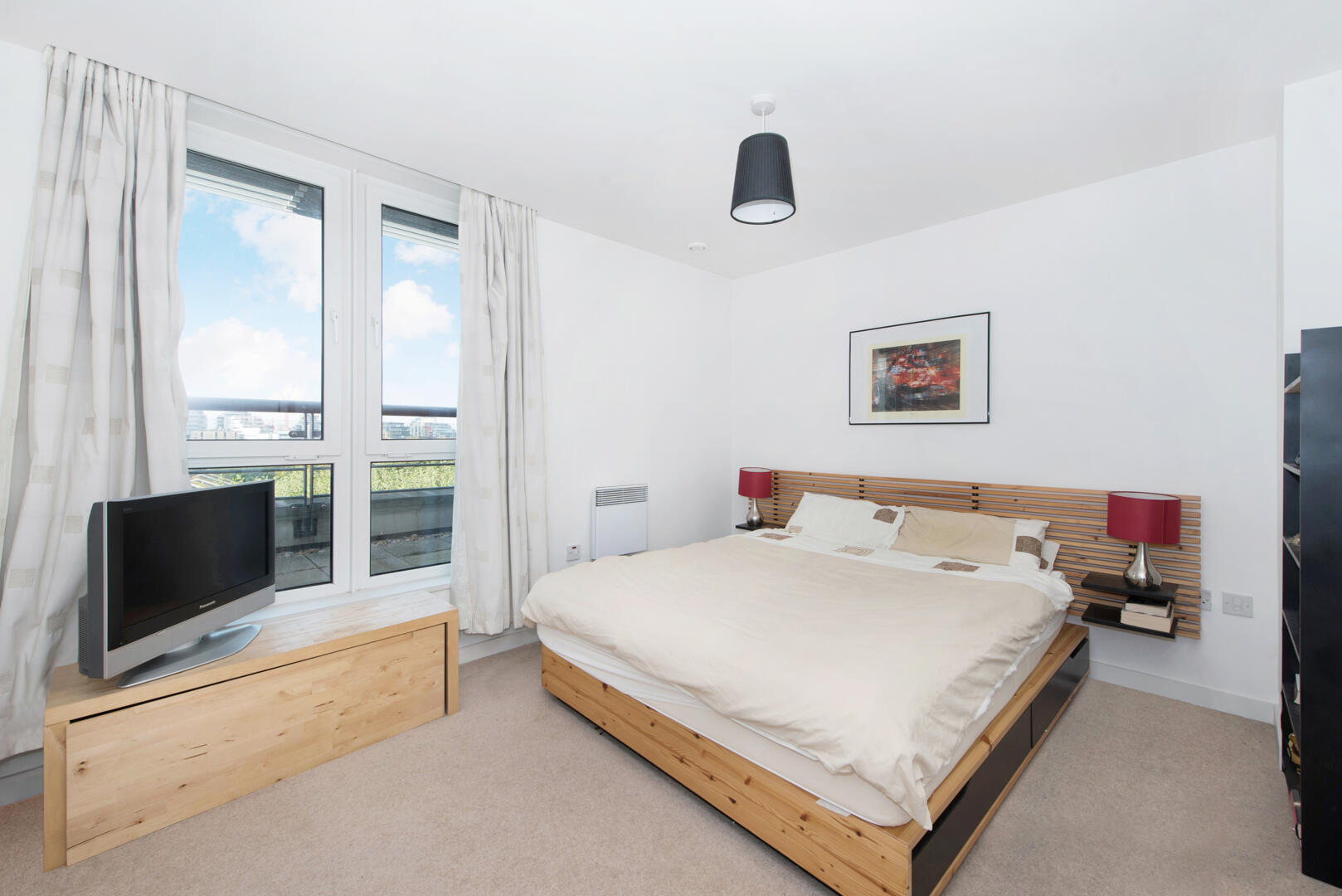 Phoenix Way, Wandsworth, London, SW18
